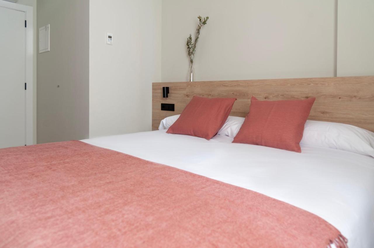 Albatros Hotel Puentedeume Kültér fotó
